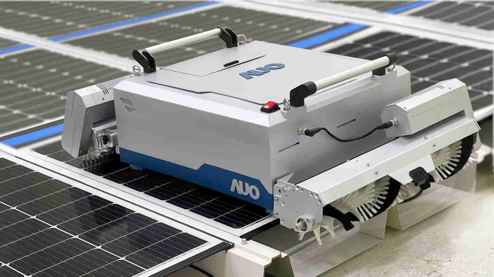 NG大舞台致力EPC场域技术升级，，导入清洁机器人搭配传感器与AI数据分析，，，大幅减少维运成本