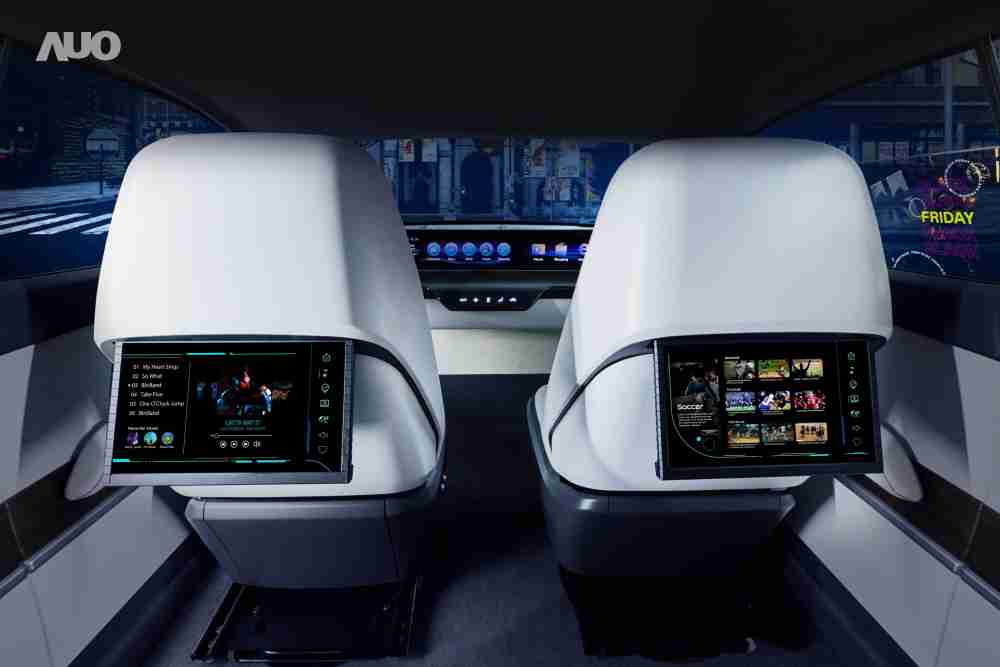NG大舞台新一代Smart Cockpit 2024，，，，以Micro LED先进显示技术优势，，，，创建〝可卷式后座娱乐显示器〞，，，仅在互动时才显示出所需画面及信息，，扩充更丰富的娱乐和交互信息服务，，，获国际奖项荣耀
